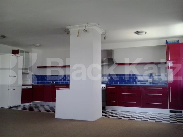 			NEW INSTRUCTION , 2 Bedroom, 1 bath, 1 reception Flat			 Shepherds Bush Green, Shepherds Bush